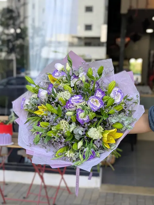 סט לבנדר - זר פרחים ועוגת מוס