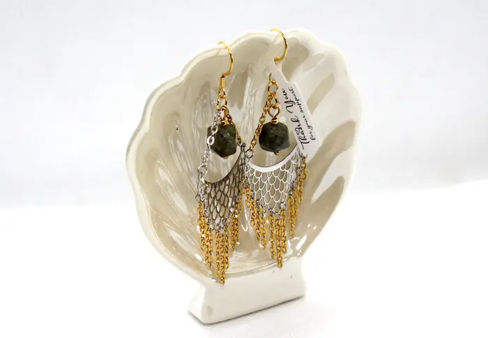 7 - עגילים מלברדוריט בשילוב ציפוי זהב